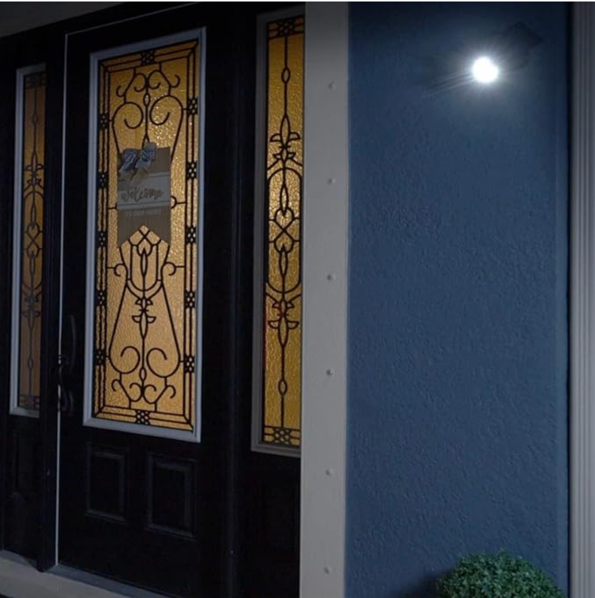 Camera de supraveghere falsa cu panou solar și senzor de lumina